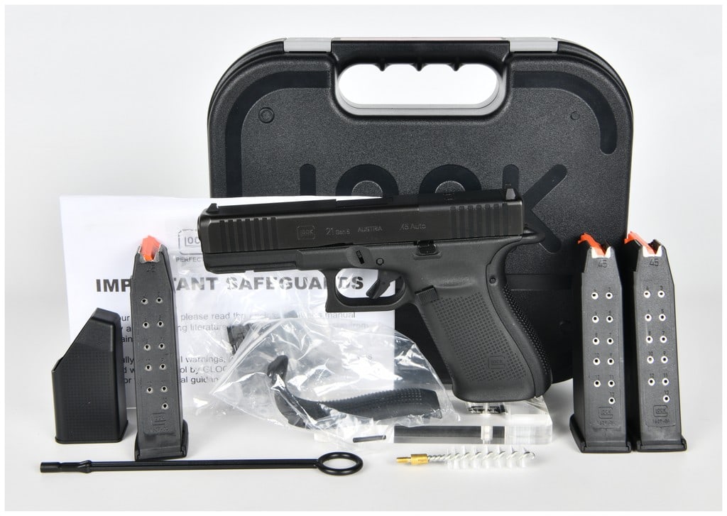 Glock 21 Gen 5 Semi-Automatic Pistol in .45 Auto, Serial CATY301: A modern Glock Model 21 Gen 5 semi-automatic pistol chambered in .45 Auto. This lot consists of one pistol and its factory accessories, including three magazines, as confirmed by the case label. The p