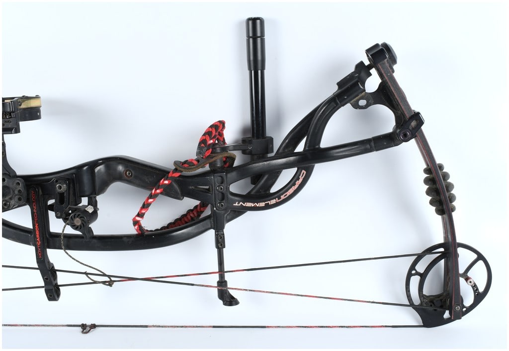 Hoyt Carbon Element Compound Bow Assembly with Plano Hard Case - 5