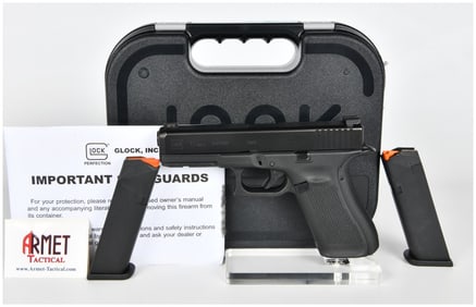 Glock 17 Gen 5 Semi-Automatic Pistol 9x19mm Serial Number BGTW374