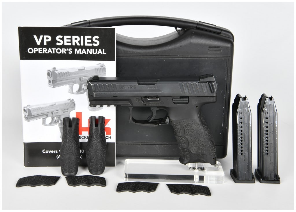 Heckler & Koch VP 9 Semi-Automatic Pistol, 9mm x 19, Serial Number 224-159605: This lot contains two items, consisting of one Heckler & Koch (HK) VP 9 semi-automatic pistol and its original cased accessory kit. The pistol is chambered in 9mm x 19 (9mm Luger) and features a