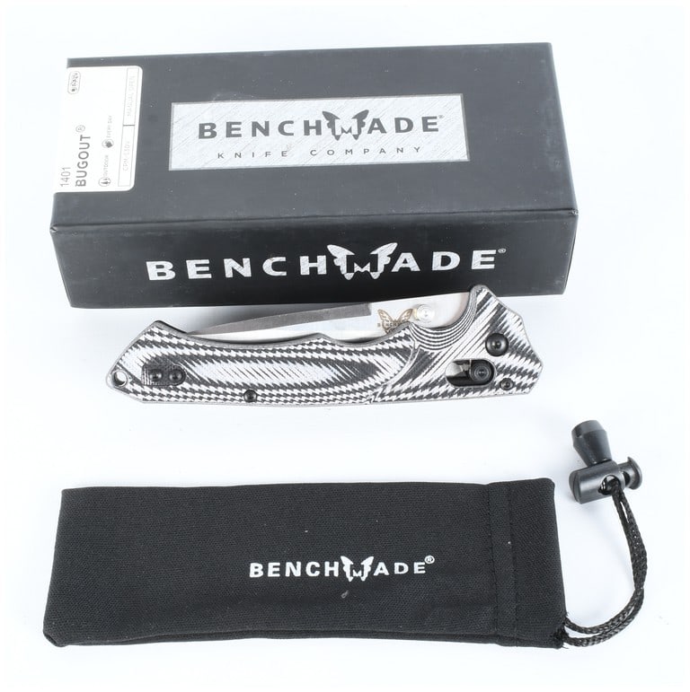 Benchmade 1401 Bugout Folding Pocket Knife Set (1 of 6)
