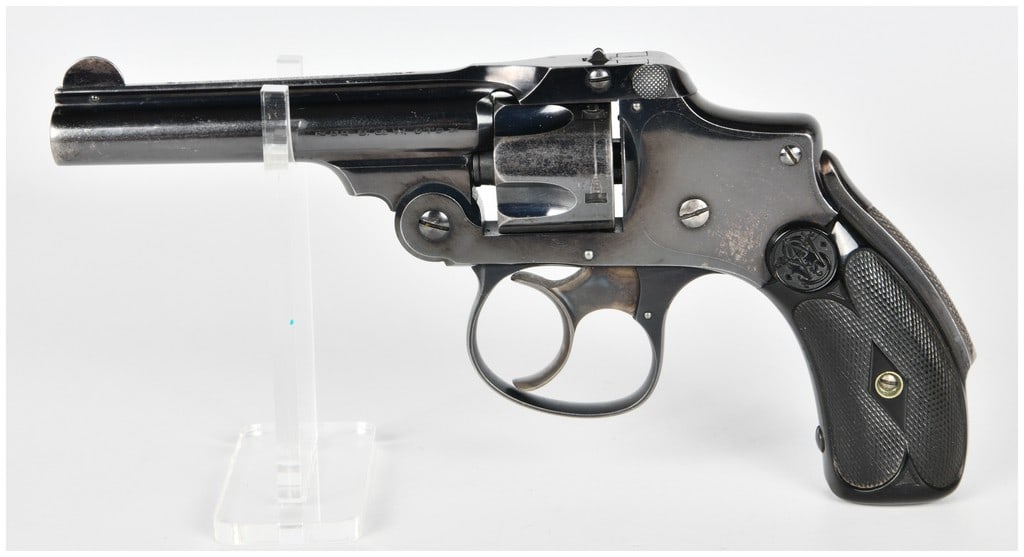 Smith & Wesson .32 Safety Hammerless 3rd Model Revolver, Serial Number 129211 (1 of 16)