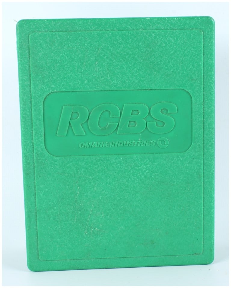 RCBS Omark Industries Full Length (FL) 2-Die Set for .30-06 Springfield: This lot consists of two (2) RCBS reloading dies housed in their original hinged green plastic storage case. The set is specifically designed for reloading the .30-06 Springfield cartridge. The exteri