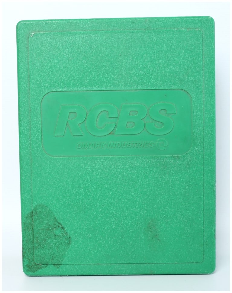 RCBS Omark Industries Full Length 2-Die Set .308 WIN Part 15501: This is an RCBS Omark Industries Full Length (FL) 2-Die Set designed for reloading ammunition in the .308 Winchester (.308 WIN) caliber. The set is housed in its original green textured polymer storag