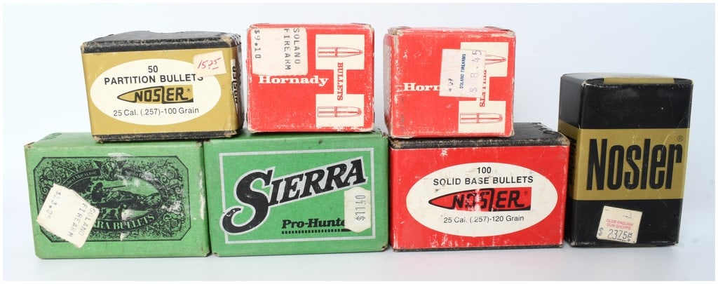 A Lot of 400 Component .257 Caliber Rifle Bullets by Nosler, Hornady, and Sierra (1 of 4)