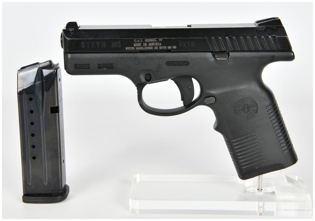 Steyr Mannlicher M9 Semi-Automatic Pistol, 9x19mm, Trapezoidal Sights, c. 1999-2004 (1 of 16)