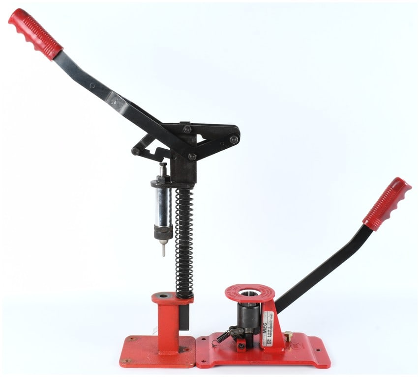 MEC Super Model 8577 Shotshell Case Sizer Reloading Press: A specialized heavy-duty mechanical press manufactured by MEC (Mayville Engineering Company), identified as the Super Model 8577 Siler. This apparatus is designed for the dedicated resizing and condit