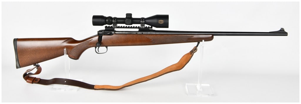 Savage Model 11 Bolt-Action Rifle in .25-06 Remington with Simmons AETEC Scope: This lot features a Savage Model 11 bolt-action hunting rifle chambered in the flat-shooting .25-06 Remington caliber. The rifle is constructed with a blued steel barrel and action, mounted on a tradi