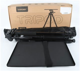 A Bomaker BY558 Tripod Stand Kit with Mounting Tray