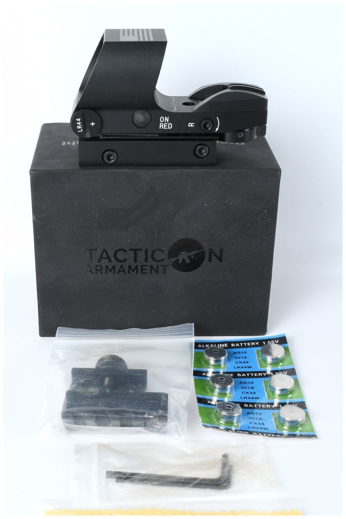 Tacticon Armament Predator V2 Red and Green Dot Reflex Sight, Modern: This modern reflex sight is manufactured by Tacticon Armament and is identified as the Predator V2 model. The optic is constructed from matte black metal and features a dual-color reticle system provi