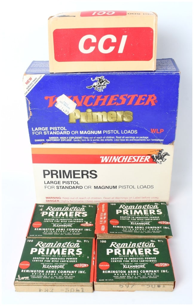 Vintage and Modern Firearm Primers Lot Remington Kleanbore Winchester CCI Mixed Pistol and Rifle (1 of 4)