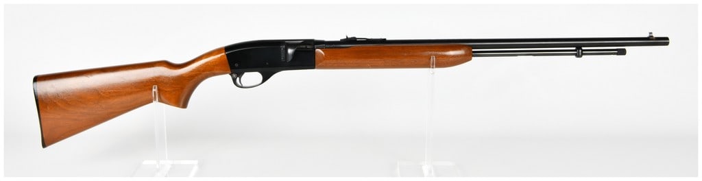 Remington Speedmaster Model 552 Semi-Automatic .22 Caliber Rifle, Post-1957 (1 of 18)