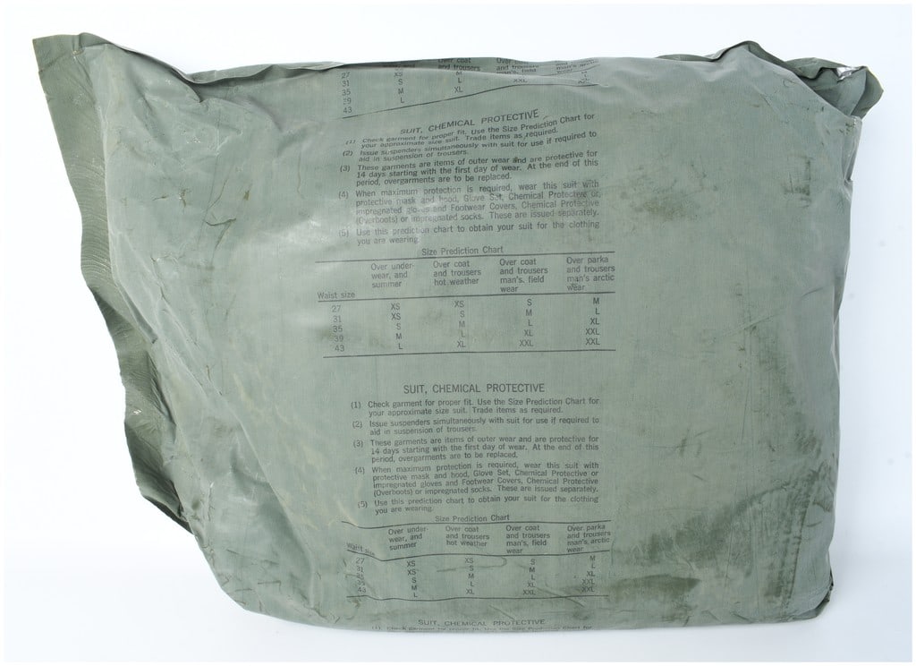 Sealed US Military Chemical Protective Suit Size Large (1 of 4)