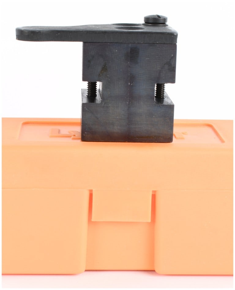 Lyman Pistol Double Cavity Bullet Mold 9mm 120 Grain Round Nose Modern Era: A specialized Lyman Pistol Double Cavity (DC) Bullet Mold assembly, identified by Item number 2660242 and mold number 356242. This mold is designed for the precise casting of 9mm caliber bullets, spec