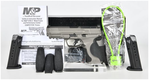 Smith & Wesson M&P9 M2.0 Metal 9mm Semi-Automatic Pistol, Tungsten Gray Finish, circa 2022