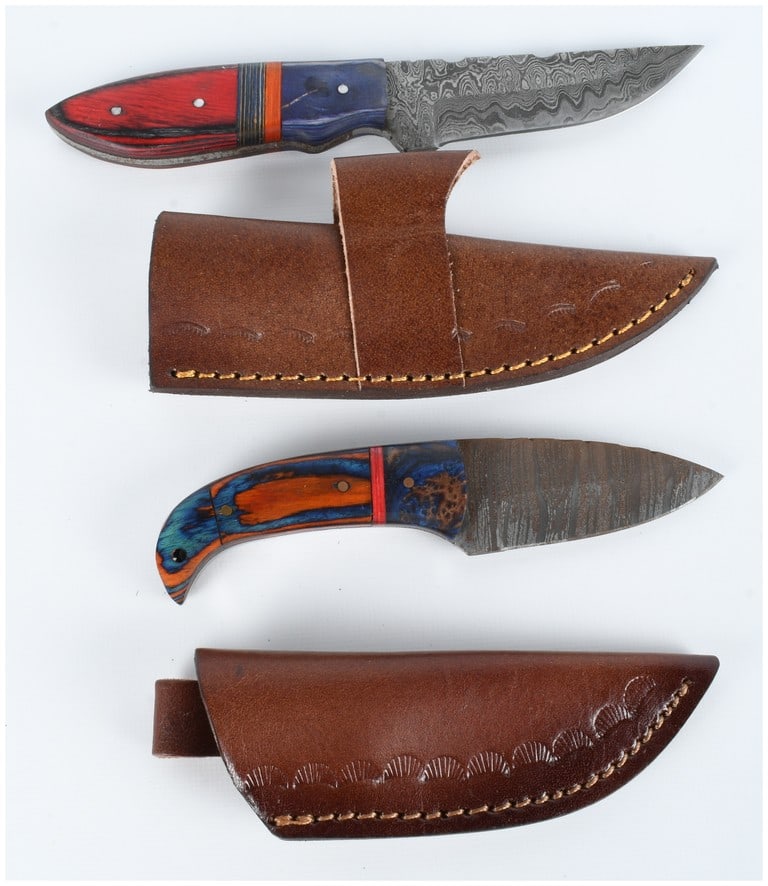 Two Handmade Damascus Steel Fixed-Blade Knives with Leather Sheaths (1 of 5)