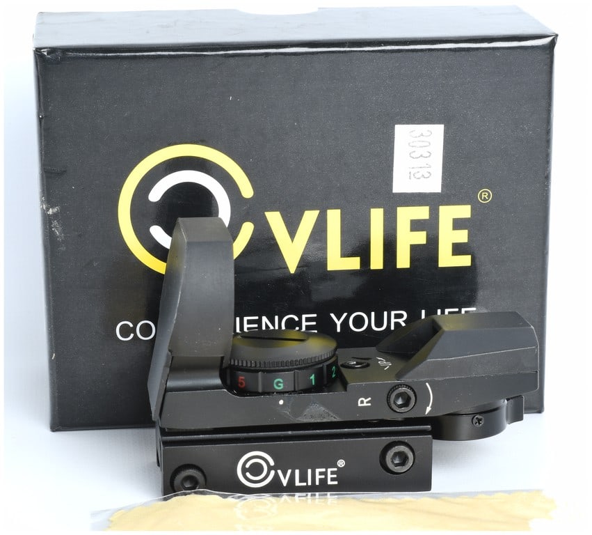 CVLIFE 1X22X33 Tactical Open Reflex Red Green Dot Sight Modern: A modern tactical open reflex sight manufactured by CVLIFE, identified on the packaging label, though the device itself is marked "VLIFE" alongside the circular registered trademark logo. The model