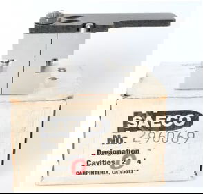 SAECO No. 296069 Two-Cavity Casting Mold Component Fixture with Original Box