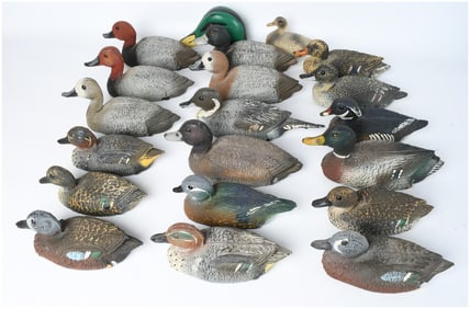 A Collection of 19 Carry-Lite Miniature Salesman Sample Duck Decoys