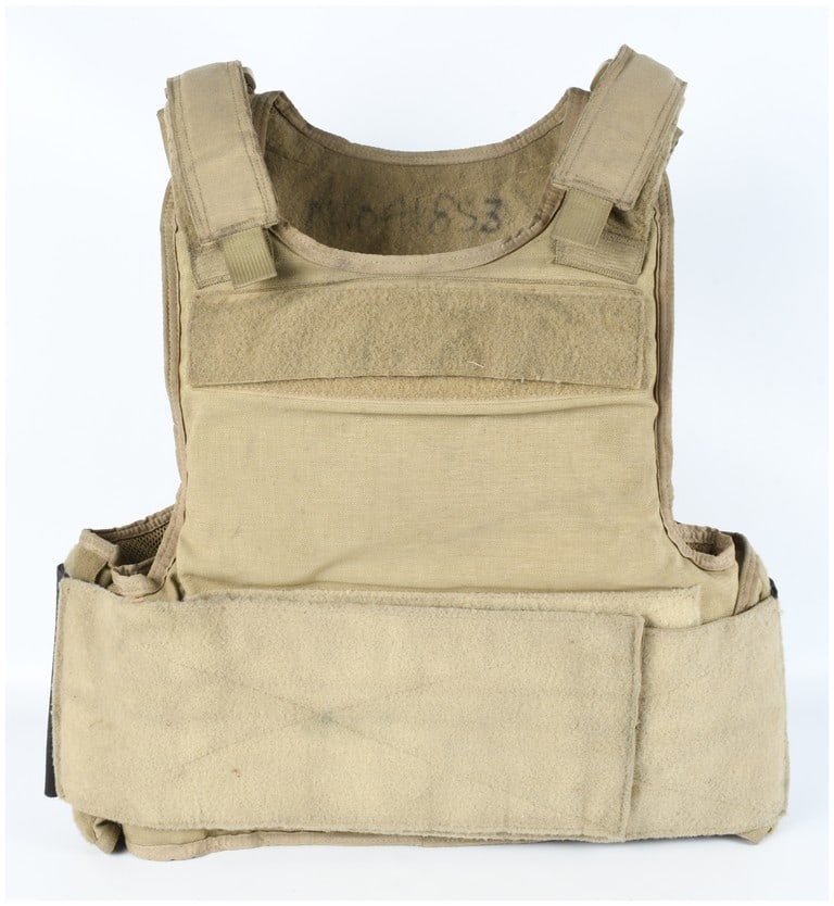 Diamondback Tactical Victory Model Discreet Plate Carrier in Coyote Brown (1 of 6)
