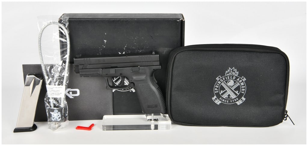 Springfield Armory XD-9 Semi-Automatic Pistol 9mm with 4 Inch Barrel (1 of 17)