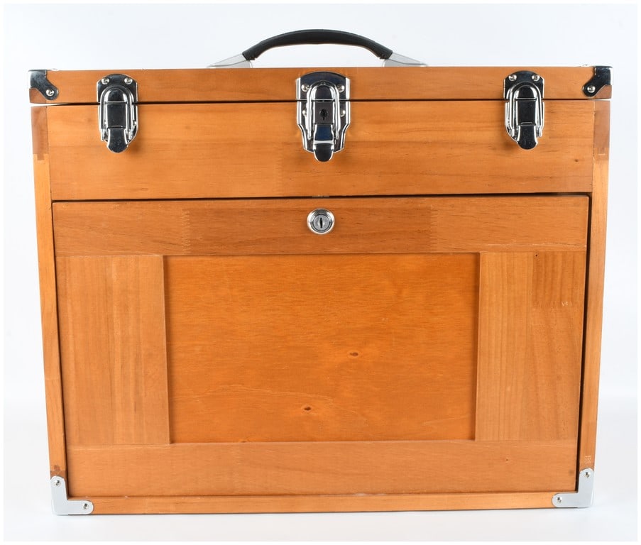 Windsor Design Model 62585 Eight Drawer Wood Tool Chest (1 of 6)