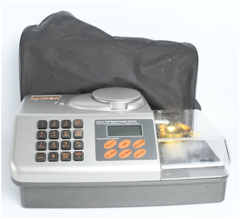 Lyman 1200 Digital Powder System (1 of 4)