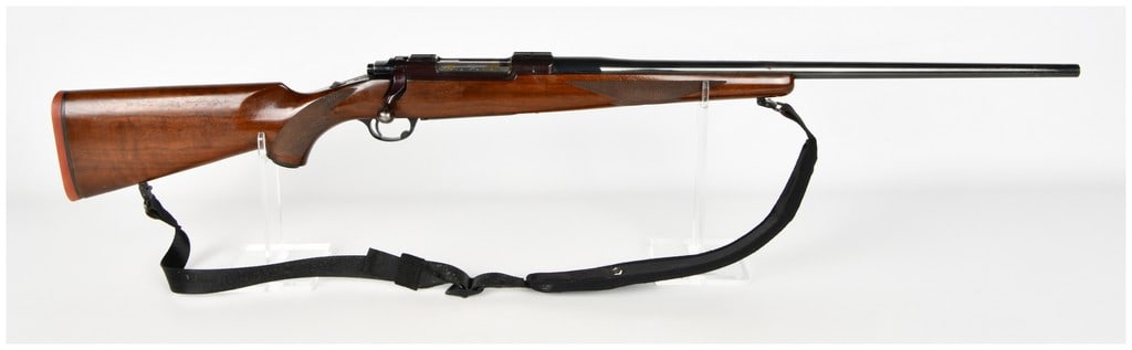 Ruger M77 Bolt Action Rifle .338 Winchester Magnum with 24 Inch Barrel (1 of 18)