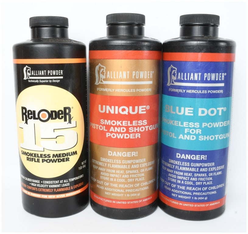 A Trio of Alliant Powder Smokeless Gun Powders Including Reloder 15 Unique and Blue Dot: This lot consists of three individual containers of smokeless gun powder from Alliant Powder, containing a verified total of 1 Lb 13 Oz Of Powder. The collection includes one 1-lb bottle of Reloder