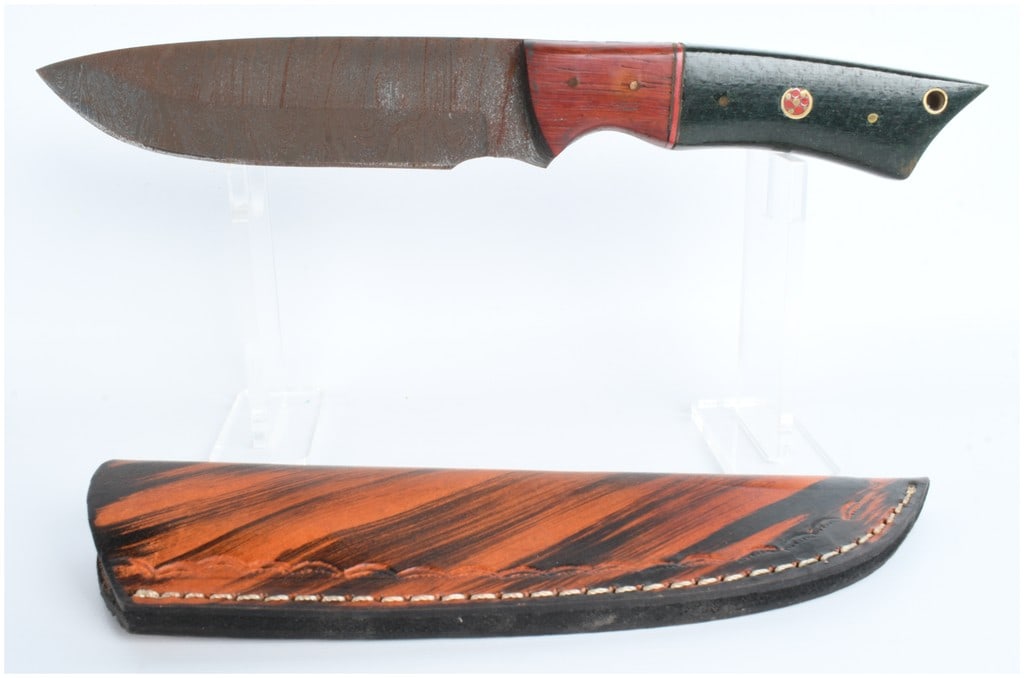 Custom Damascus Steel Fixed Blade Knife with Tiger-Stripe Leather Sheath (1 of 6)