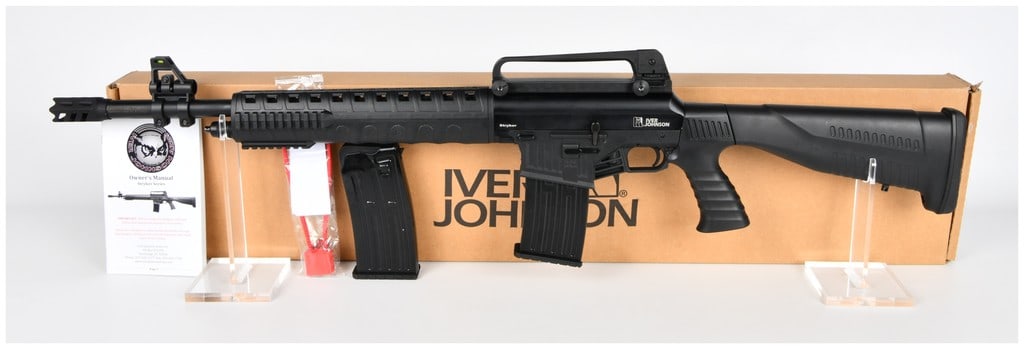 Iver Johnson Stryker Semi-Automatic Shotgun 12-Gauge with 20 Inch Barrel (1 of 20)
