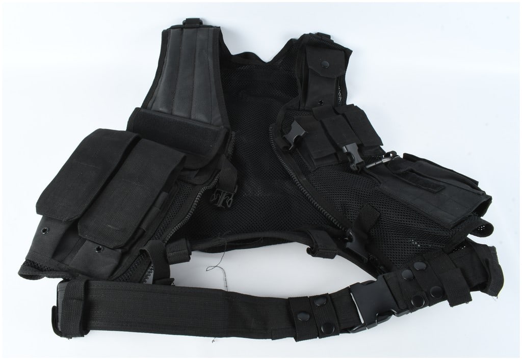 Black Mesh Cross Draw Tactical Load-Bearing Vest with Integrated Duty Belt (1 of 4)