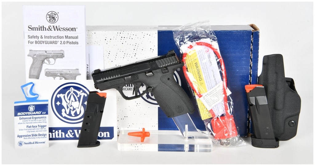 Smith & Wesson Bodyguard 2.0 Semi-Automatic Pistol .380 Auto with 2.75 Inch Barrel (1 of 17)