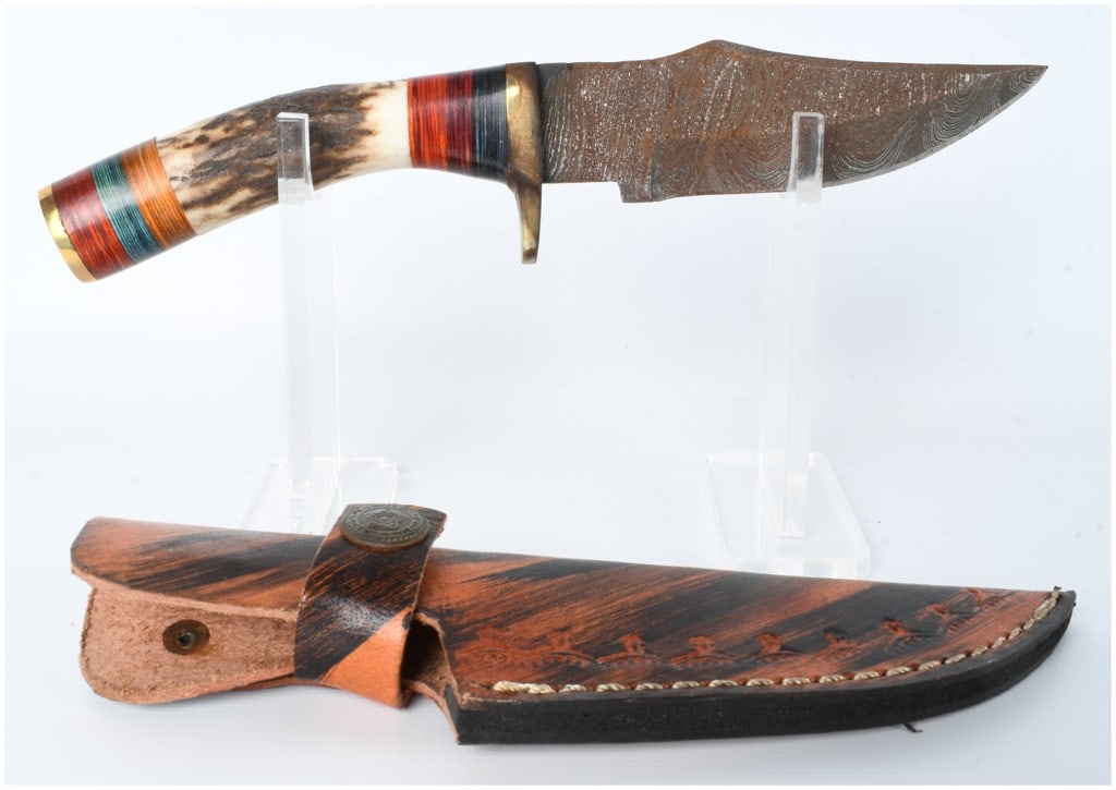 Damascus Steel Clip-Point Hunting Knife with Stag and Pakkawood Handle (1 of 6)