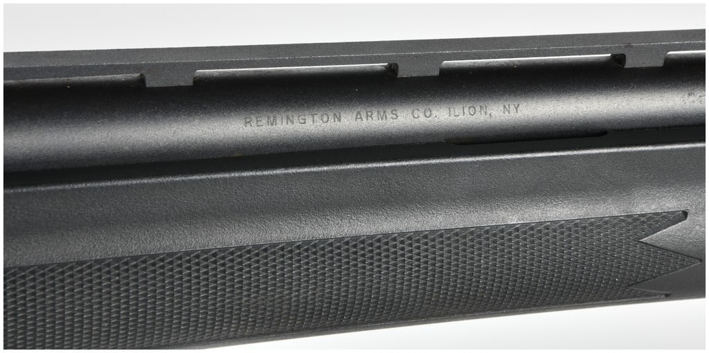 Remington 1100 Semi-Automatic Shotgun 12 Gauge with 27.5 Inch Barrel - 8