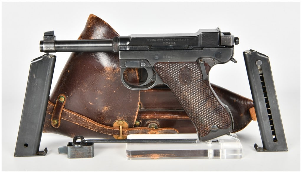 Husqvarna Model m/40 Semi-Automatic Pistol 9mm Luger with 4.75 Inch Barrel (1 of 16)