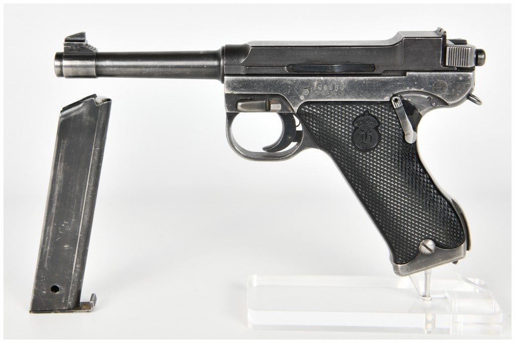 Husqvarna Lahti M/40 Semi-Automatic Pistol 9mm with 4.75 Inch Barrel (1 of 19)