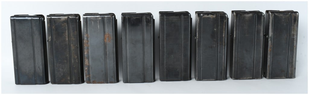 A Lot of 8 USGI M1 Carbine Detachable Box Magazines .30 Carbine (1 of 5)