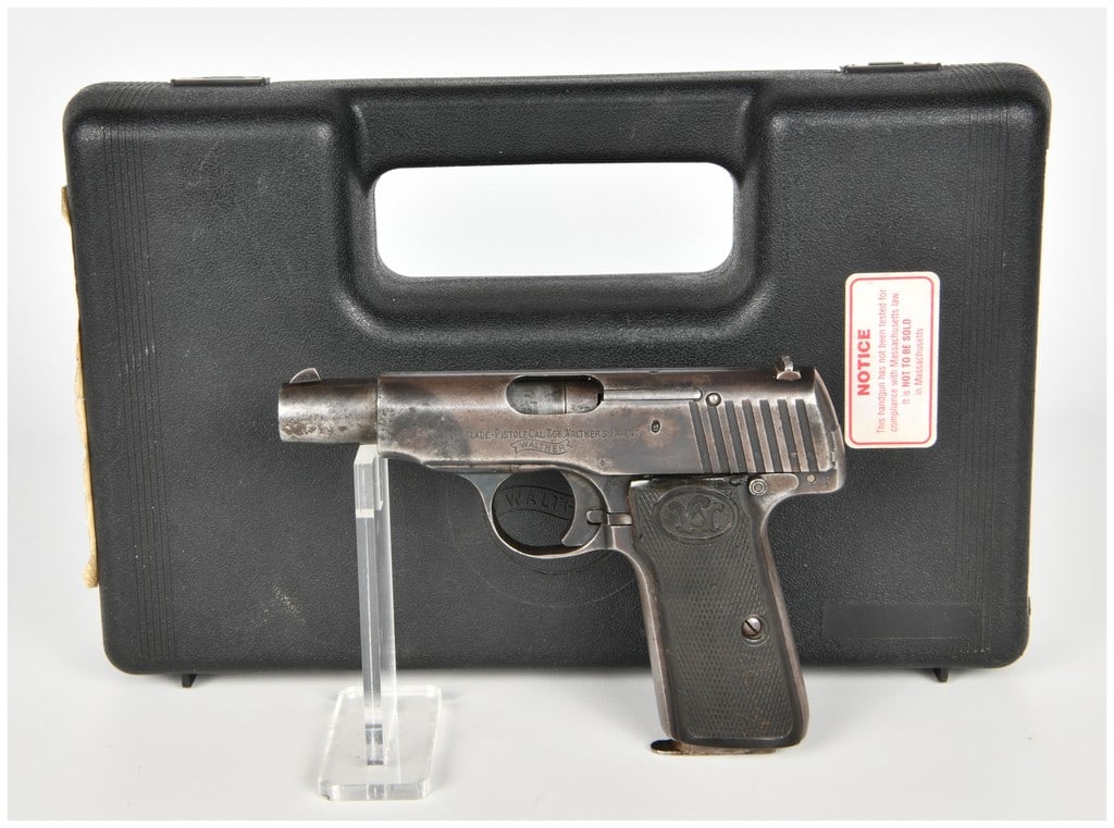 Walther Model 4 Semi-Automatic Pistol 7.65mm with 3.5 Inch Barrel (1 of 17)
