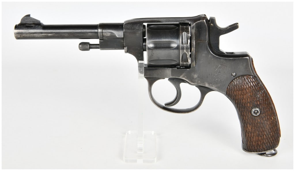 Soviet Nagant M1895 Double Action Revolver 7.62x38mmR with 4.5 Inch Barrel 1943 (1 of 15)