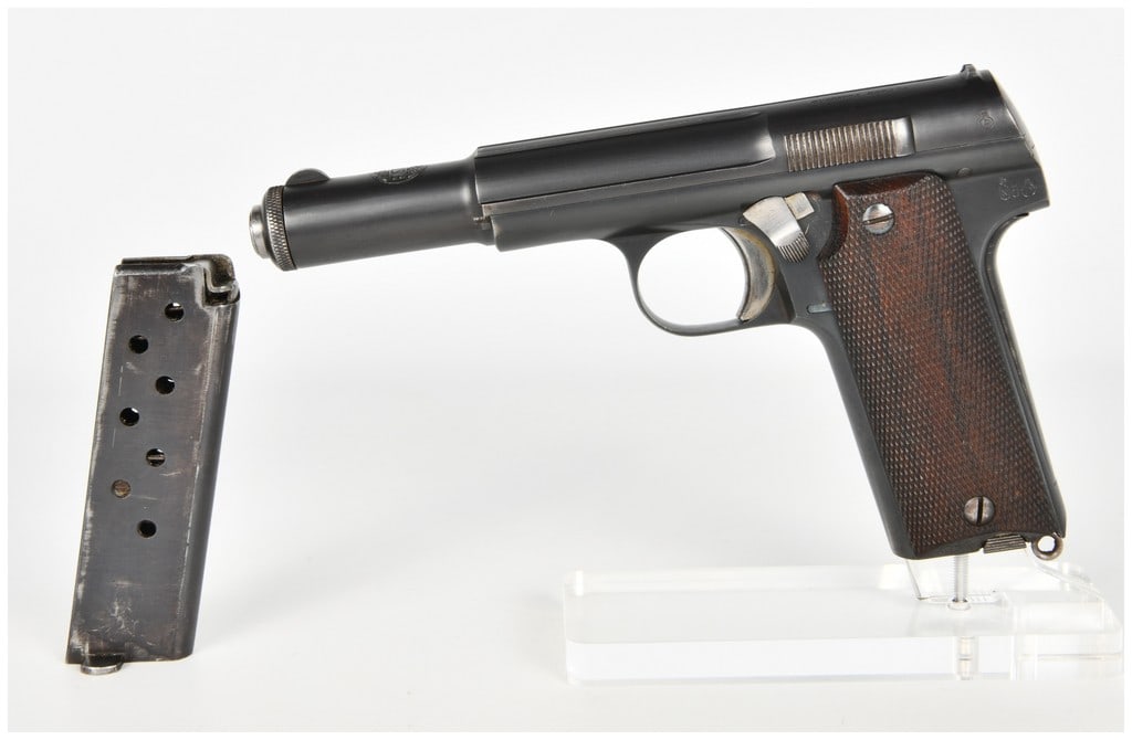 Astra Model 600/43 Semi-Automatic Pistol 9mm Parabellum with 5.3 Inch Barrel WWII German Contract (1 of 18)
