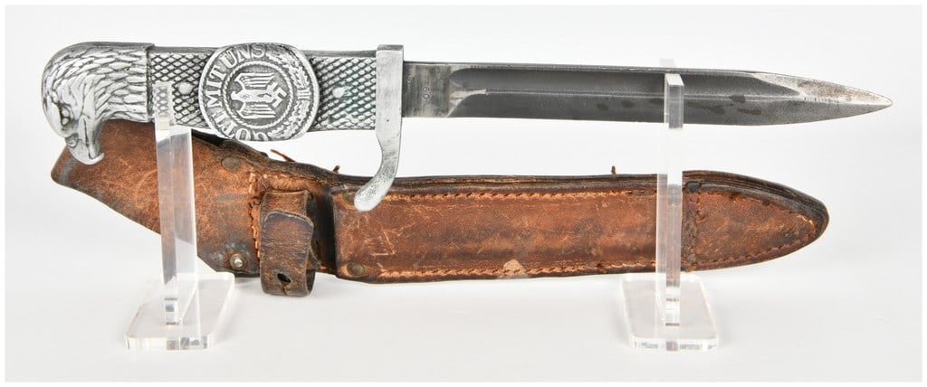 Third Reich Style Souvenir Bayonet with Eagle Head Pommel and Leather Scabbard (1 of 12)