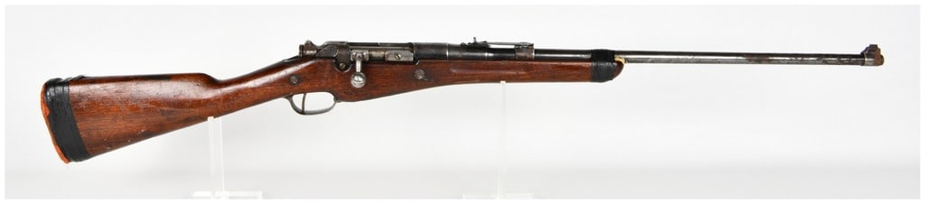 Remington Mle 1907-15 Bolt Action Rifle 8mm Lebel for Parts/Repair: This Remington-manufactured French Model 1907-15 is a bolt-action rifle chambered for the 8mm Lebel cartridge, originally designed for French military service during World War I. The firearm has been 