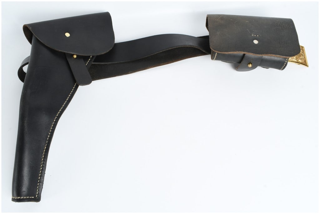 A Replica US Military Officer's Leather Belt Set Including Holster and Cartridge Pouch (1 of 7)
