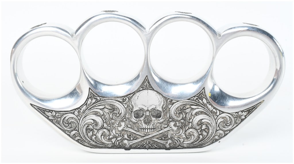 Brandon Davis Custom Made and Engraved Knuckle Dusters (1 of 9)