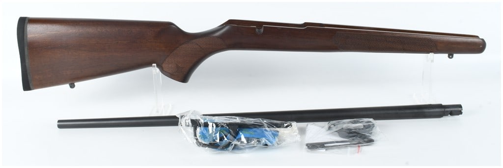 CZ 457 Bolt Action Rifle .22 LR with 24 Inch Barrel for Parts/Repair (1 of 17)