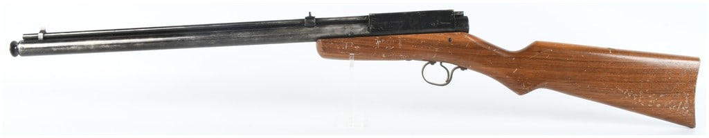 Benjamin Model 700 Bolt-Action Repeating Air Rifle BB Caliber: A Benjamin Model 700 repeating air rifle chambered in BB caliber, featuring a 25-shot internal repeater mechanism and a bolt-action operation. This pneumatic air rifle utilizes a manual pump handle lo