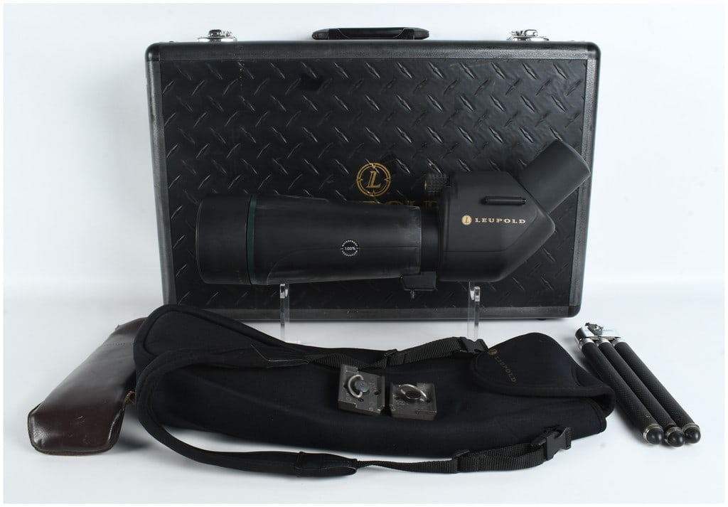 Leupold Wind River Sequoia 20-60x80mm Spotting Scope Kit with Tripod and Hard Case (1 of 16)