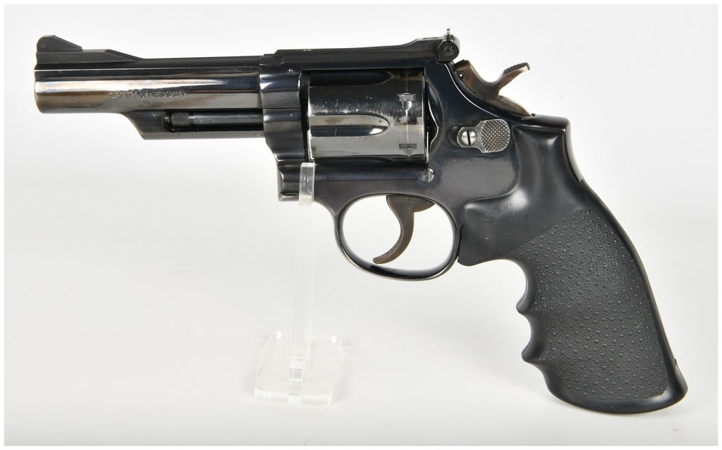 Smith & Wesson Model 19-4 Double Action Revolver .357 Magnum with 4 Inch Barrel (1 of 18)