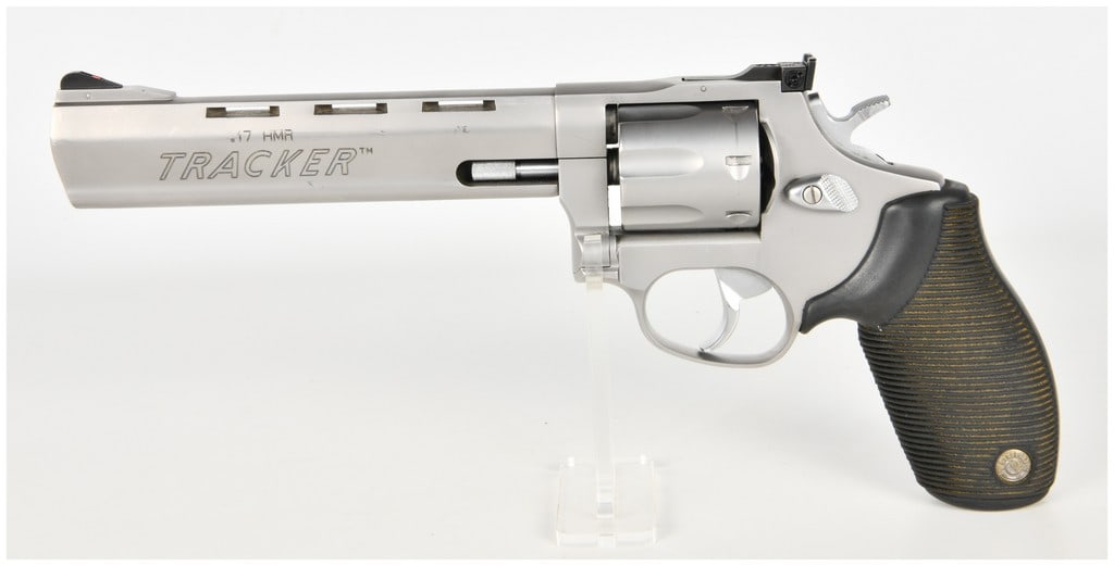 Taurus Tracker Double-Action Revolver .17 HMR with 6.5 Inch Barrel (1 of 18)